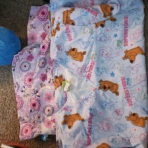 Set of 2: 4x Scrub Tops